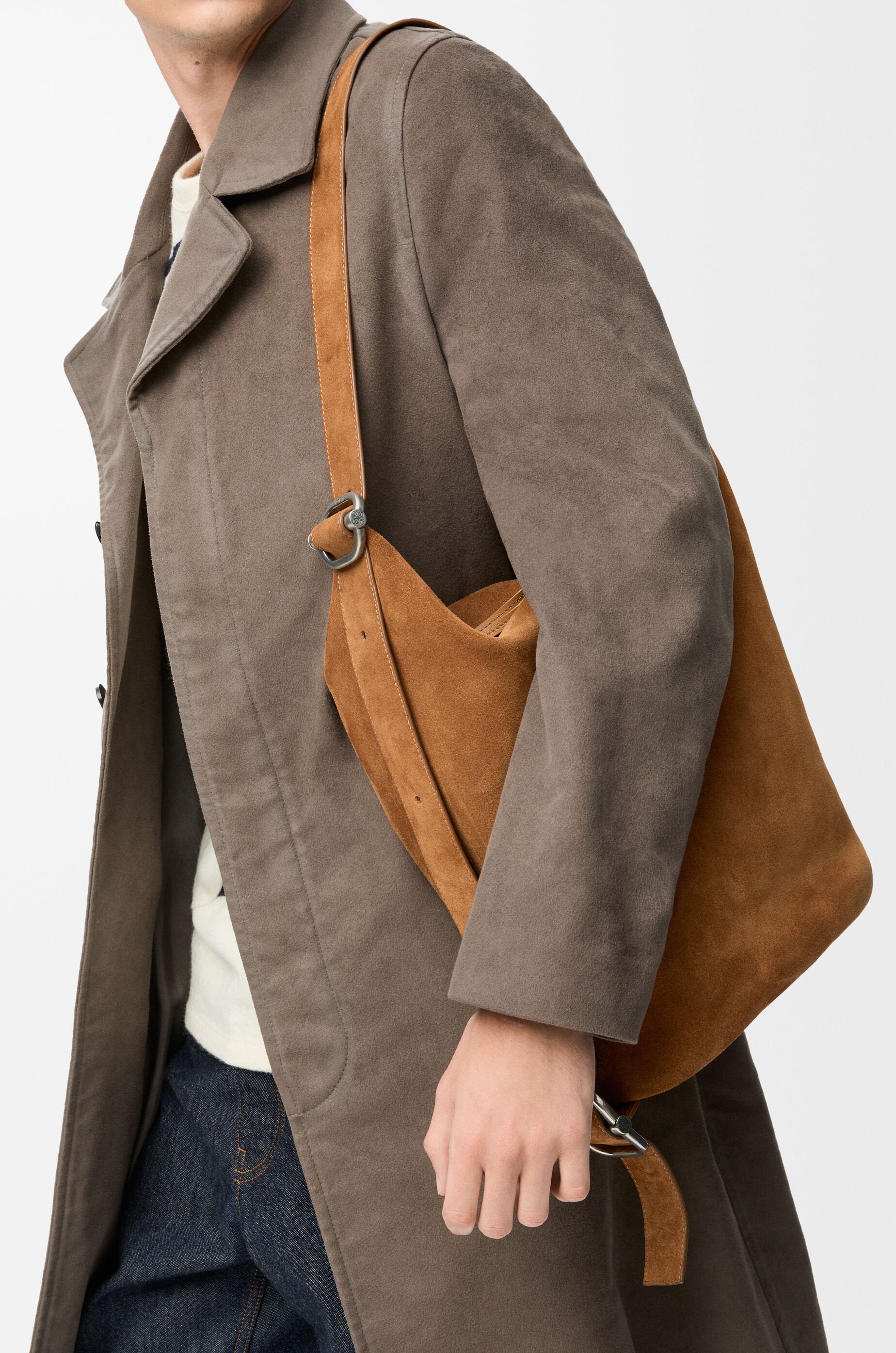 ループバケット ミディアム（スエードカーフ） ブラウン - LOEWE Japan