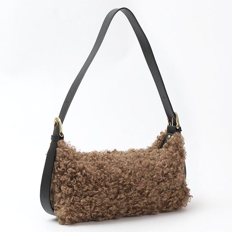 VIOLAd'ORO（ヴィオラドーロ） ショルダーバッグ カルガンラムエコ