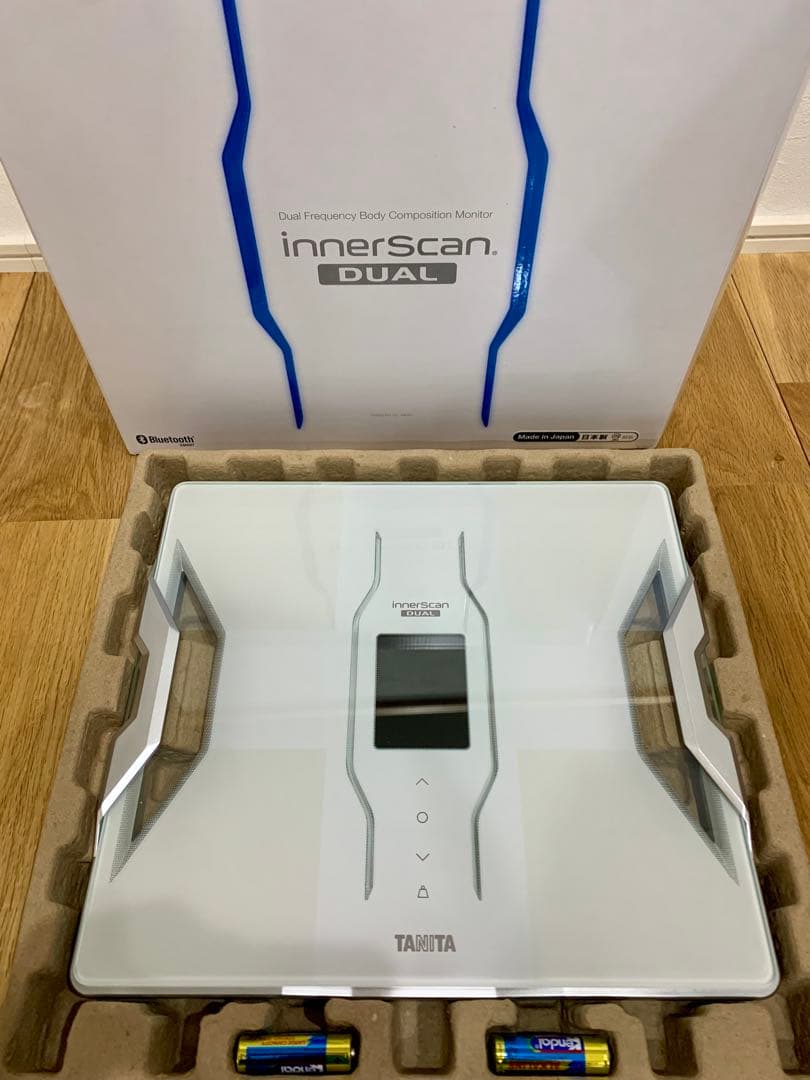【新品未使用】TANITA Innerscan Dual 体脂肪計　DR-906 Amazon | タニタ 体組成計 スマホ 日本製 ホワイト RD-906 WH 医療分野