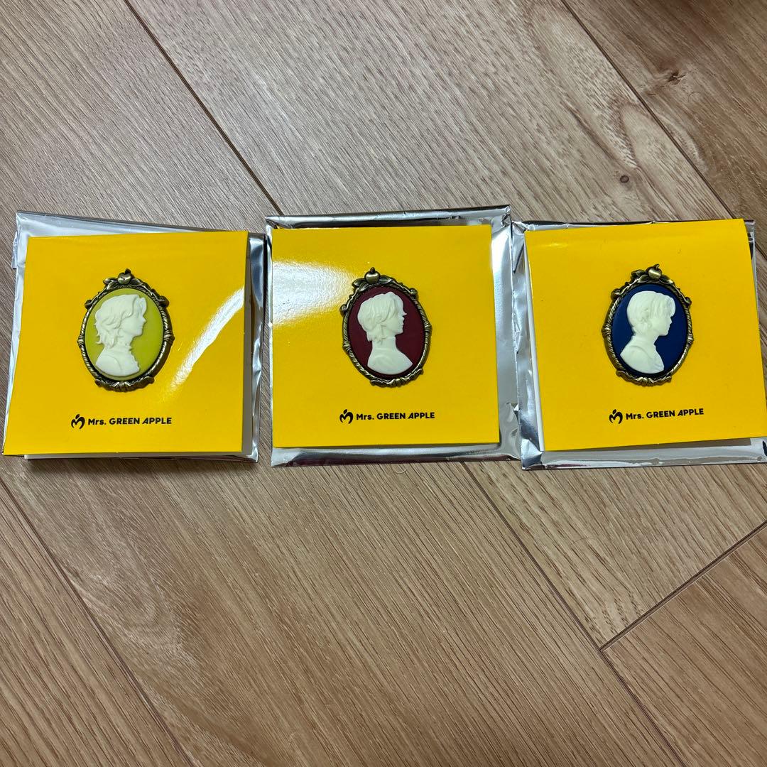 ミセス Mrs. GREEN APPLE バベルの塔 カメオピンズ 3種 - メルカリ