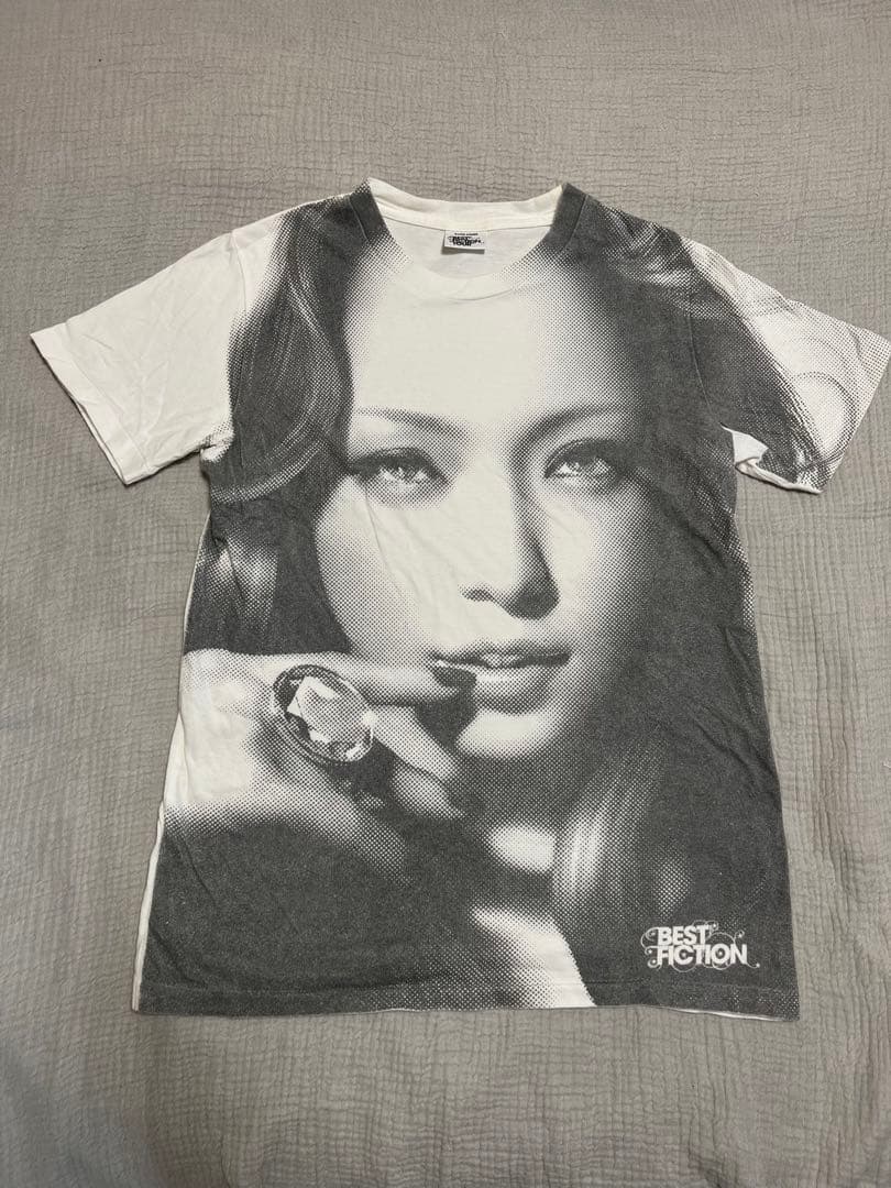 安室奈美恵　ベストフィクション ライブTシャツ Amazon.co.jp: 安室奈美恵 LIVE グッズ Tシャツ ベストフィクション